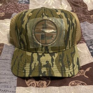 Leupold Truckers Cap.